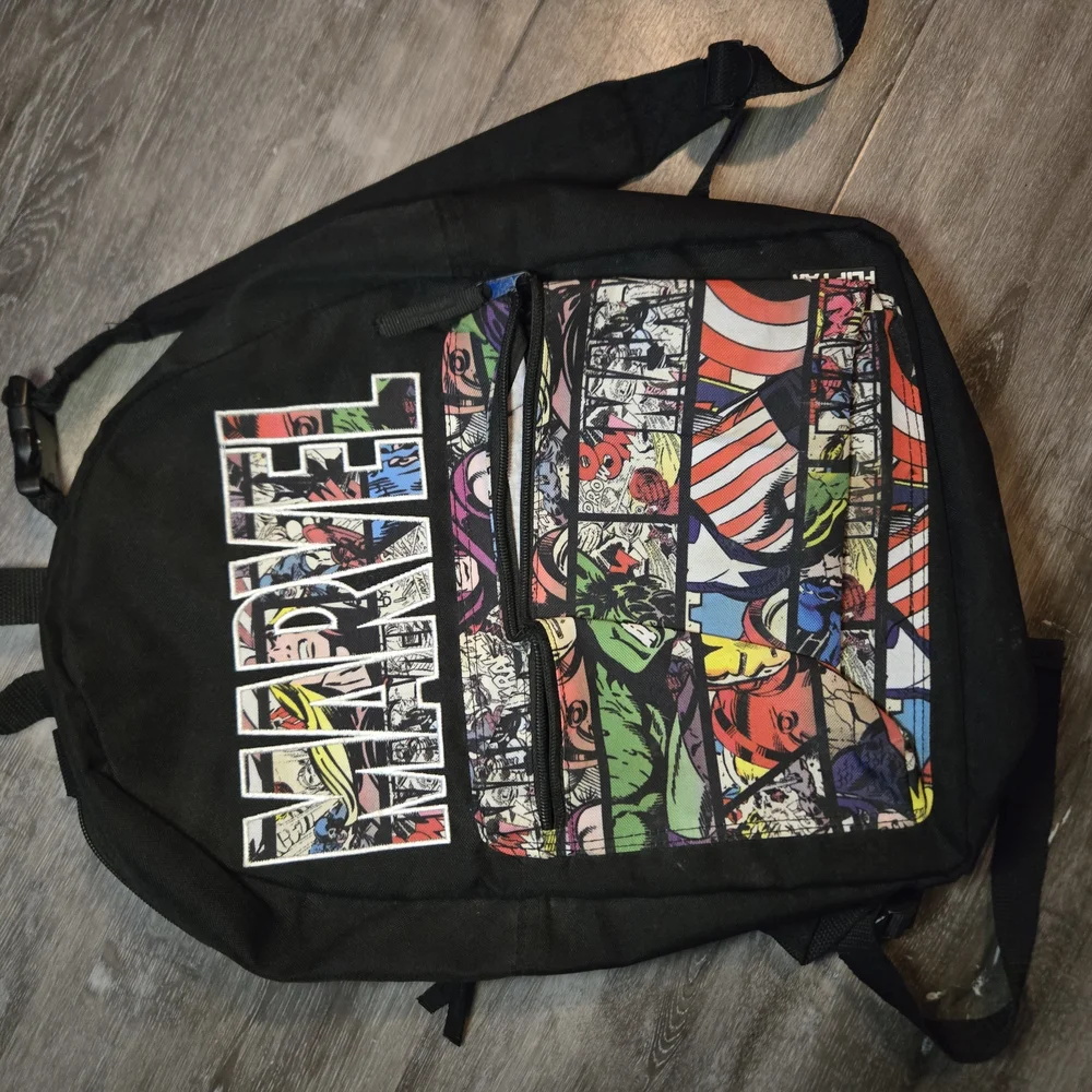 Marvel Comic Print‎ reverisble Backpack-- please read